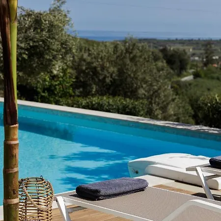 빌라 Rizes Villa, Jacuzzi & Pool Amid Olive Trees *
