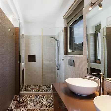빌라 Rizes Villa, Jacuzzi & Pool Amid Olive Trees Agia Triada