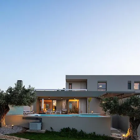 빌라 Rizes Villa, Jacuzzi & Pool Amid Olive Trees