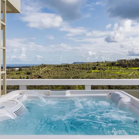 빌라 Rizes Villa, Jacuzzi & Pool Amid Olive Trees *