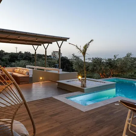 Rizes Villa, Jacuzzi & Pool Amid Olive Trees