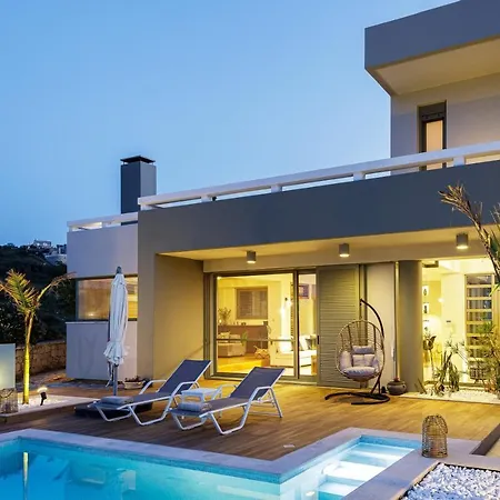 Rizes Villa, Jacuzzi & Pool Amid Olive Trees