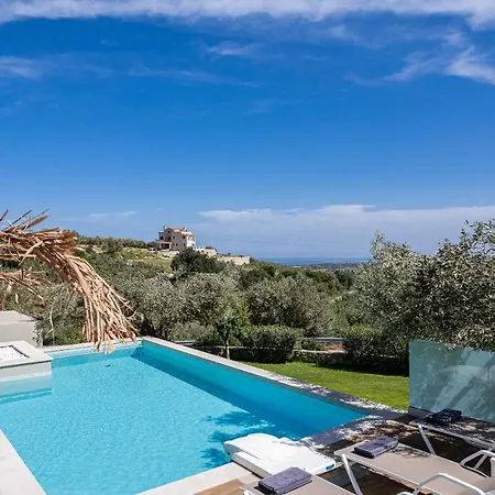 Rizes Villa, Jacuzzi & Pool Amid Olive Trees 别墅 *